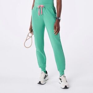 FIGS Women’s Zamora Surgical Green Jogger Scrub Pants - XL Petite